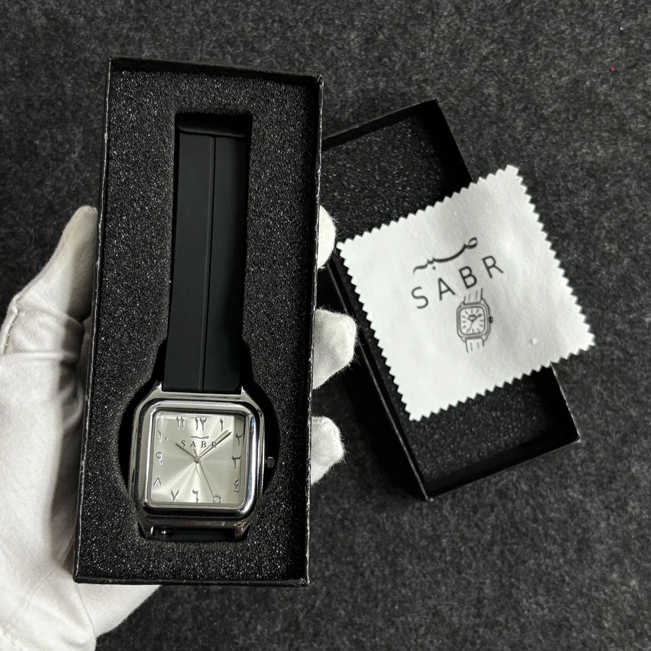 SABR Arabic Numeral Watch Men  - đánh giá và giá Luxury Watch Protection Film